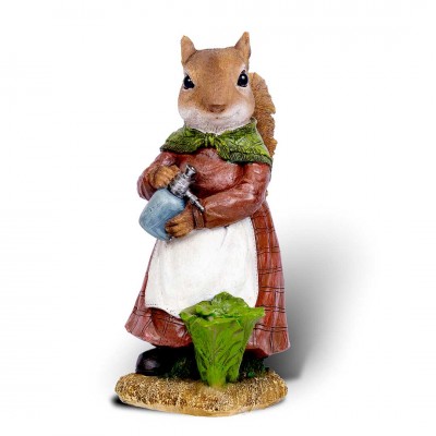 Mrs Gardening Squirrel